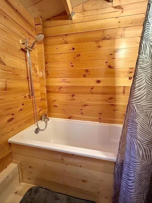 Bois Jacuzzi *
